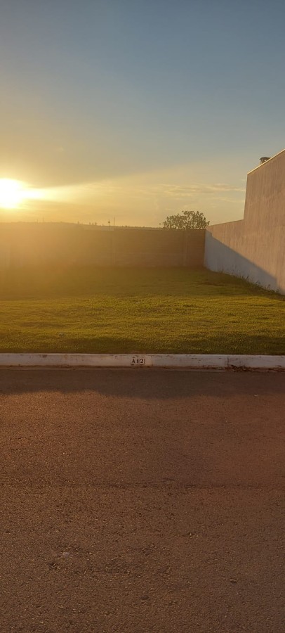 Terreno, 200 m² - Foto 2